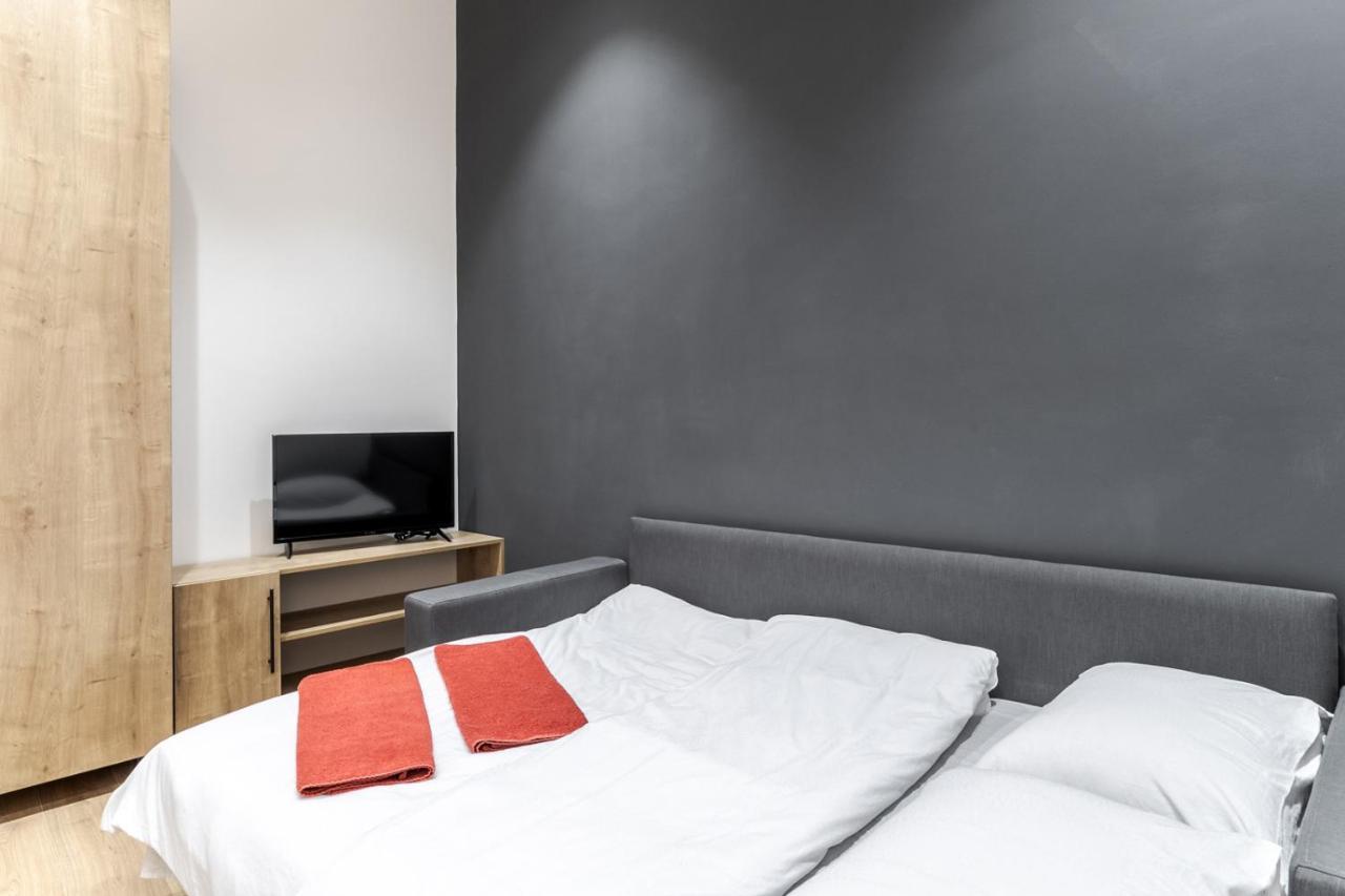 Modern Apartment In The Old City Lviv Kültér fotó