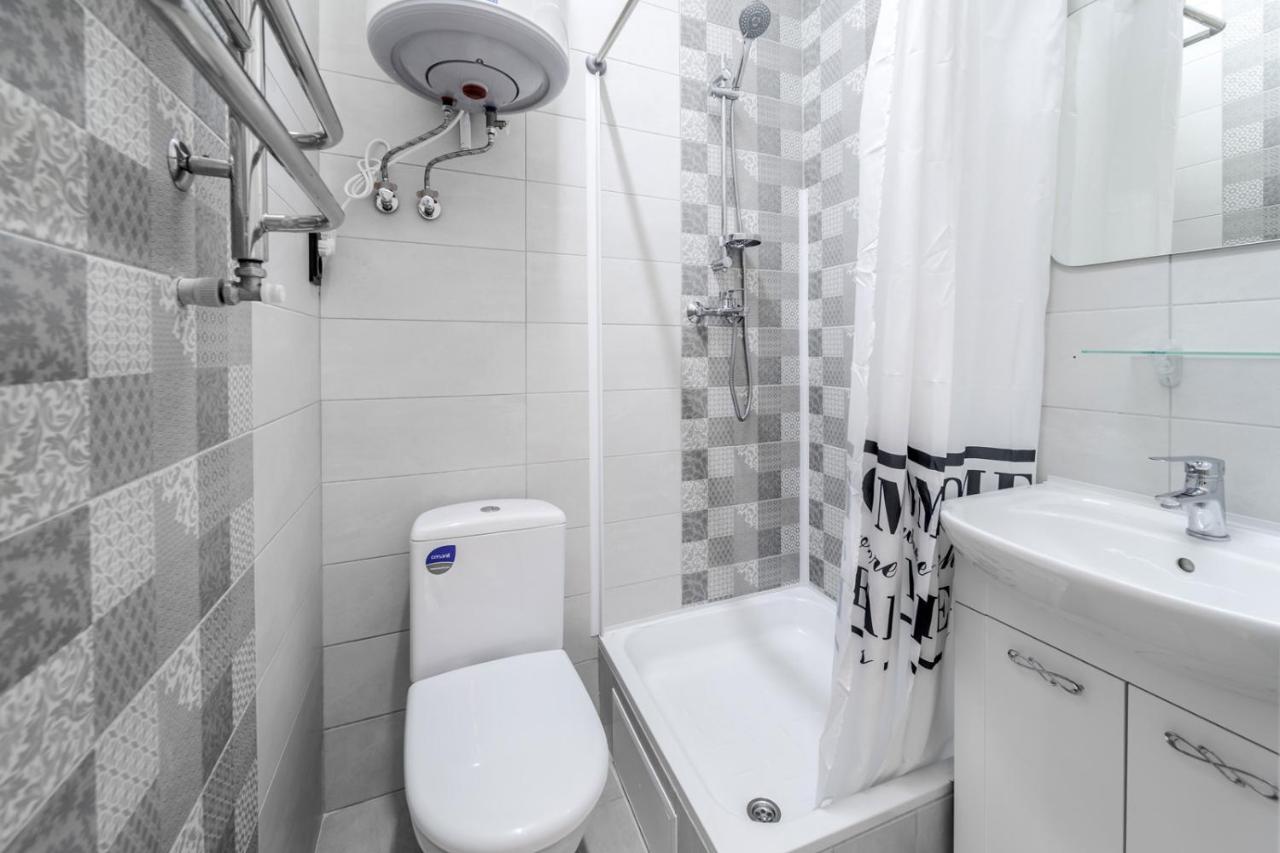 Modern Apartment In The Old City Lviv Kültér fotó