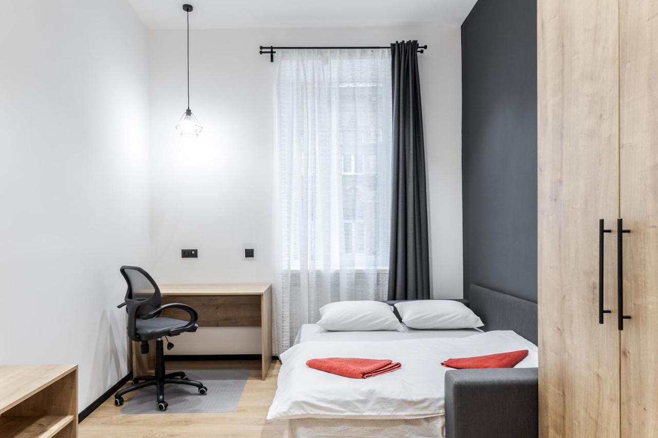 Modern Apartment In The Old City Lviv Kültér fotó