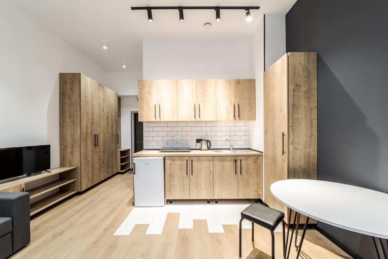 Modern Apartment In The Old City Lviv Kültér fotó
